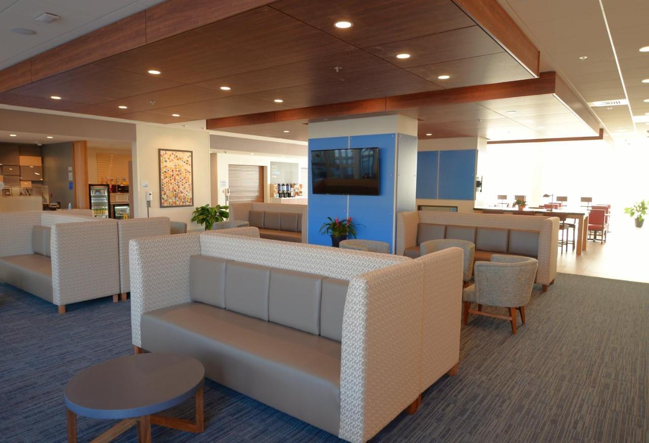 Holiday Inn Express & Suites Onalaska - La Crosse Area By Ihg Kültér fotó